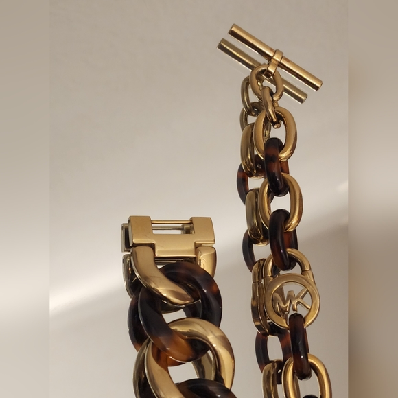 Michael Kors animal print watch & bracelet - Picture 9 of 11